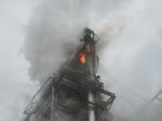 Нефтеперерабатывающая станция горит в Самарской области
