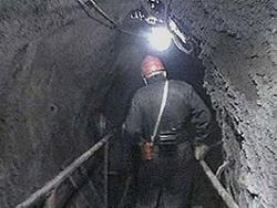 6 человек пропали без вести после ЧП в шахте в Донецкой области