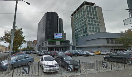 В Харькове из РПГ было обстреляно отделение Приватбанка