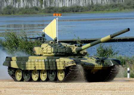 Второй день соревнований по танковому биатлону вывел в лидеры российский экипаж
