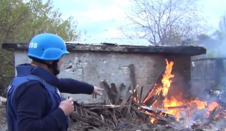Двое местных жителей погибли в результате артобстрела в Донецке