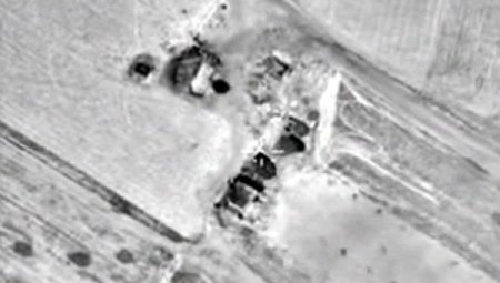 ВКС РФ уничтожили в районе Алеппо пункт контроля за доставкой оружия