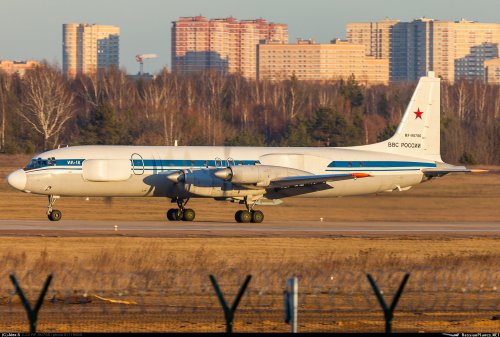 Второй самолет РЭБ Ил-22ПП
