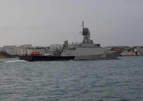 В 2015 году Черноморский флот получил 15 новейших боевых кораблей и судов о ...