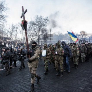 Прямо сейчас! Очередной «майдан» в Киеве. Радикалы захватили здание!
