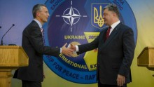 Порошенко одобрил создание представительства НАТО в Украине