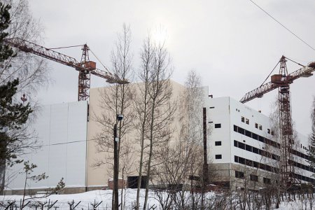 «Строительство нового корпуса завода космических аппаратов в городе Железно ...