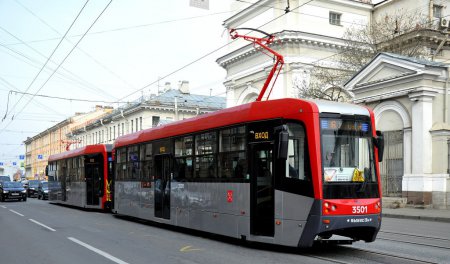 «Фотофакт. Модернизированные трамваи модели ЛМ68М3 вышли на маршруты Петерб ...