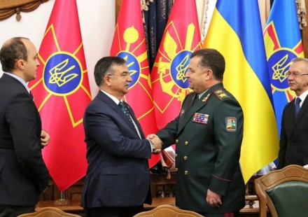 Украина подписала с Турцией план военного сотрудничества