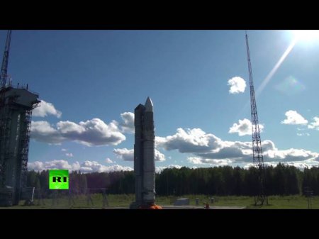 Минобороны РФ: Российский военный спутник выведен на орбиту