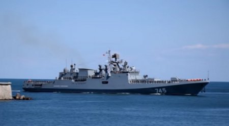 Новейший фрегат "Адмирал Григорович" прибыл в Севастополь