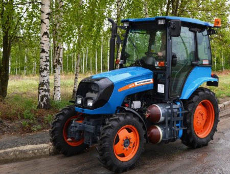 «Концерн «Тракторные заводы» разработал новые газомоторные тракторы для румынских виноградарей» Экспорт