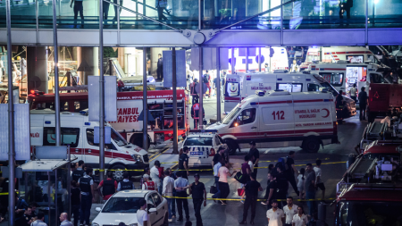 Источник: Теракт в Стамбуле осуществили граждане Киргизии, Узбекистана и России