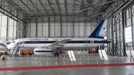 «Самолеты SSJ-100 в VIP-версии впервые переданы иностранному заказчику» Экс ...