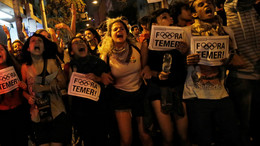 «Правительство Темера нелегитимно»: жители Бразилии вышли на улицы в поддер ...