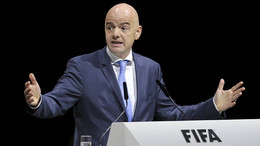 Ставка на этику: президент ФИФА снова подозревается в нечестной игре