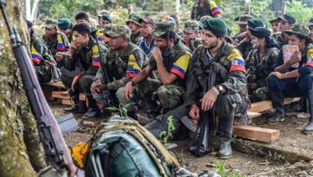 Народ Колумбии проголосовал против мира между правительством и РВСК