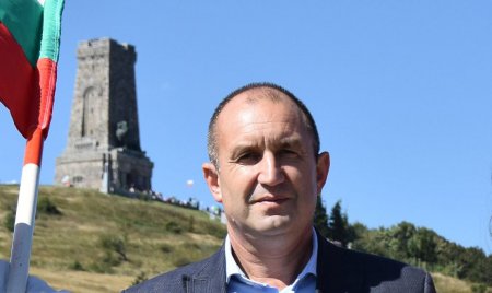 Румен Радев: Болгария не должна оставаться исполнителем чужой политической воли