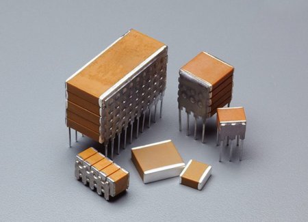 «"Росэлектроника" разработала и освоила выпуск керамических конденсаторов» Электроника и электротехника