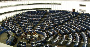 Европарламент перенес рассмотрение безвиза для Украины на апрель
