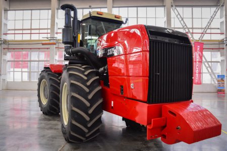 ««Ростсельмаш» завершил перевод тракторного производства из Канады в Ростов ...