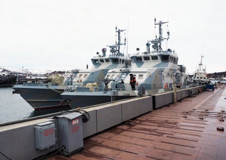 «На новых противодиверсионных катерах Северного флота поднят Военно-морской флаг России» Армия и Флот