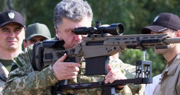 Украина способна защитить себя даже от РФ, – Порошенко