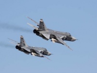 Пентагон снова жалуется на "опасное сближение" российских самолетов с американским кораблем - Военный Обозреватель