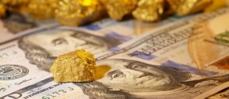 Золотой должник: США должны золота больше, чем существует на планете