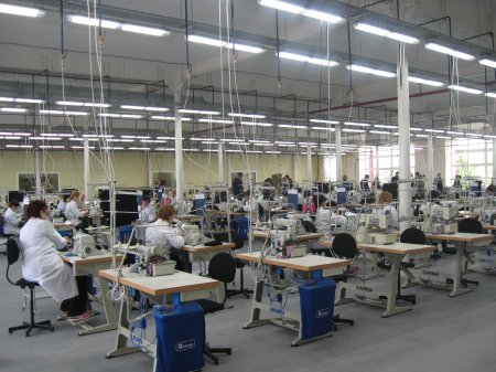 «Российская компания «Фаберлик» открыла в Ивановской области швейное произв ...