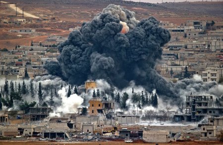 В результате авиаудара коалиции по сирийской Ракке погибли более 20 мирных жителей
