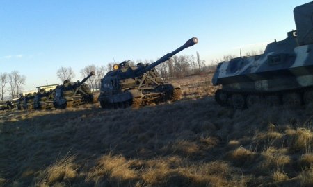 «Партия самоходных гаубиц «Мста-С» поступила на вооружение Первой танковой  ...