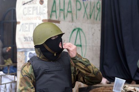 Для чего Киев собрался вводить военное положение