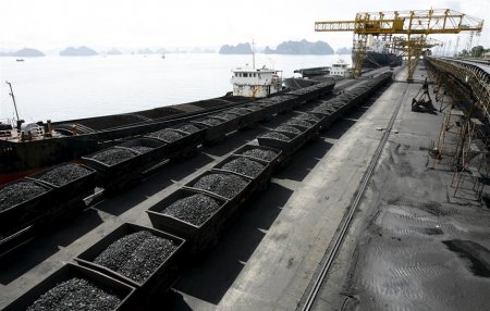 Порошенко рассчитывает, что Украина получит 2 млн тонн угля из США