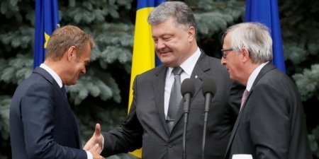 Порошенко призвал Евросоюз начать возвращение Крыма Украине
