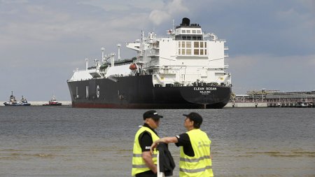 Первый пришёл: в Литву прибыл танкер со сжиженным газом из США