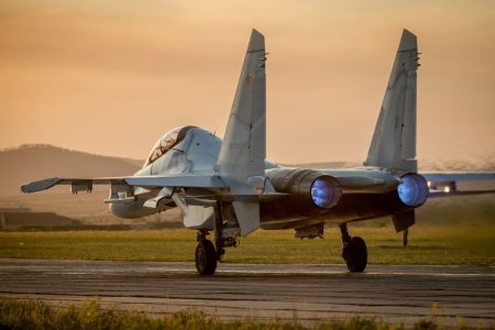 «Авиаполк ЗВО под Курском пополнили сверхманевренные самолеты СУ-30СМ» Армия и Флот