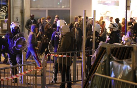 СМИ: в центре Брюсселя начались массовые беспорядки