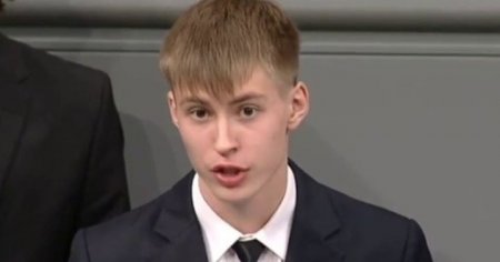В Кремле прокомментировали выступление гимназиста из Нового Уренгоя в бунде ...