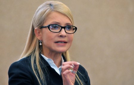 Тимошенко потребовала от Порошенко освободить Саакашвили