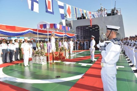 В строй ВМС Мьянмы введен патрульный корабль национальной постройки Inlay