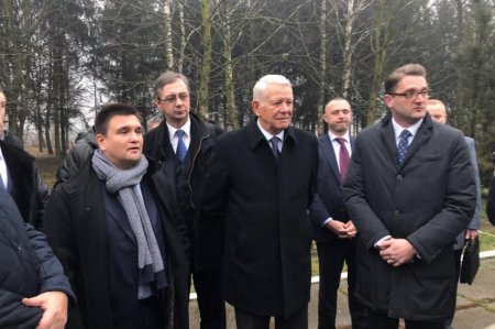 Климкин назвал «чушью» заявления Польши об украинских беженцах