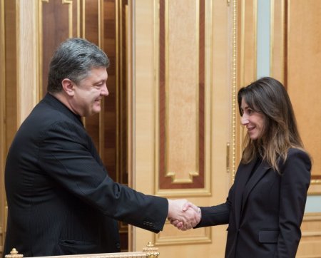 Больше не украинка: Згуладзе отказалась от гражданства Украины