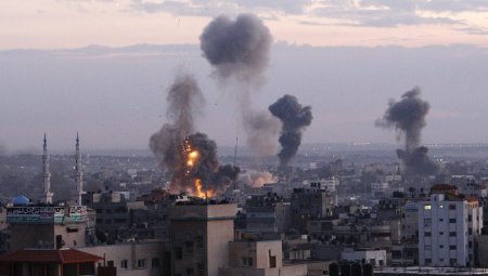 ВВС Израиля провели серию авианалетов по Сектору Газа