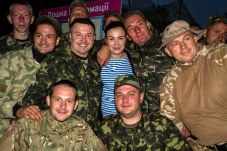 Певица Приходько заявила, что ее обманом сняли в агитационном видеоролике Порошенко