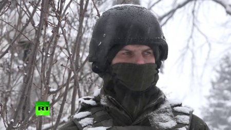 В Киеве 10 человек ранены и 100 задержаны в ходе столкновений протестующих с полицией