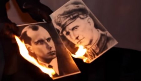 Горят нацисты: Портреты Бандеры и Шухевича сожгли в Варшаве