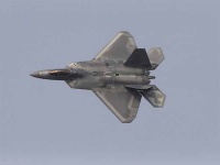 Российские военные летчики рассказали о встрече с истребителями F-22A над Т ...