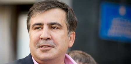 Саакашвили отрицает связи с Пашиняном