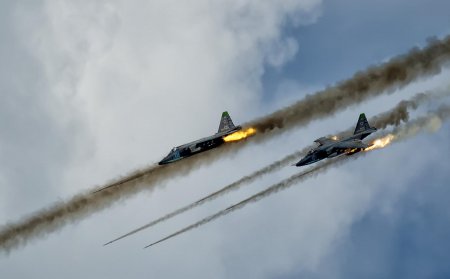 На конкурсе «Авиадартс» бомбардировщики Ту-22М уничтожили «противника» 24 бомбами